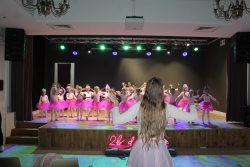 Czytaj więcej: Debiut sceniczny najmłodszych baletnic w Zakliczynie 