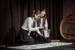 Czytaj więcej: Znakomity debiut młodych aktorów w Teatrze Nie Teraz 